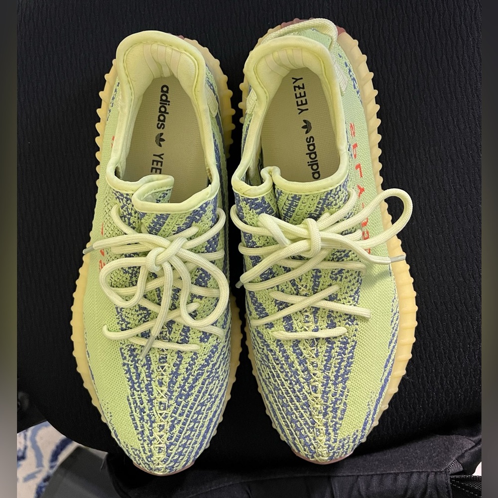 New Men’s 11.5 Adidas Yeezy